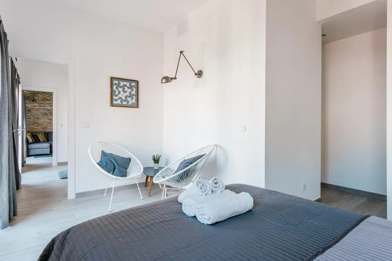 Ad32 Apartamento Luminoso A Los Pies Del Puente De Triana Sevilla