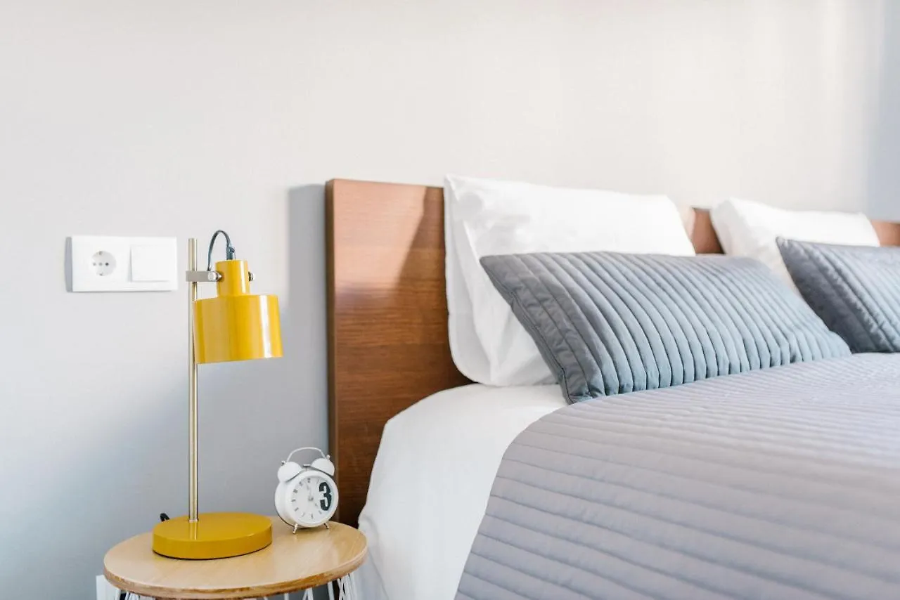 Apartman Ad32 Apartamento Luminoso A Los Pies Del Puente De Triana Sevilla Spanyolország